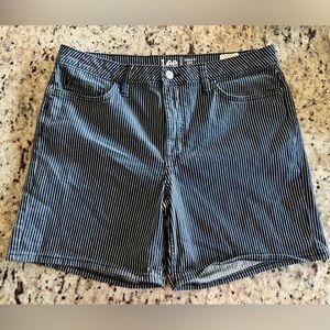 Lee Navy and White Pin Striped Women's Shorts